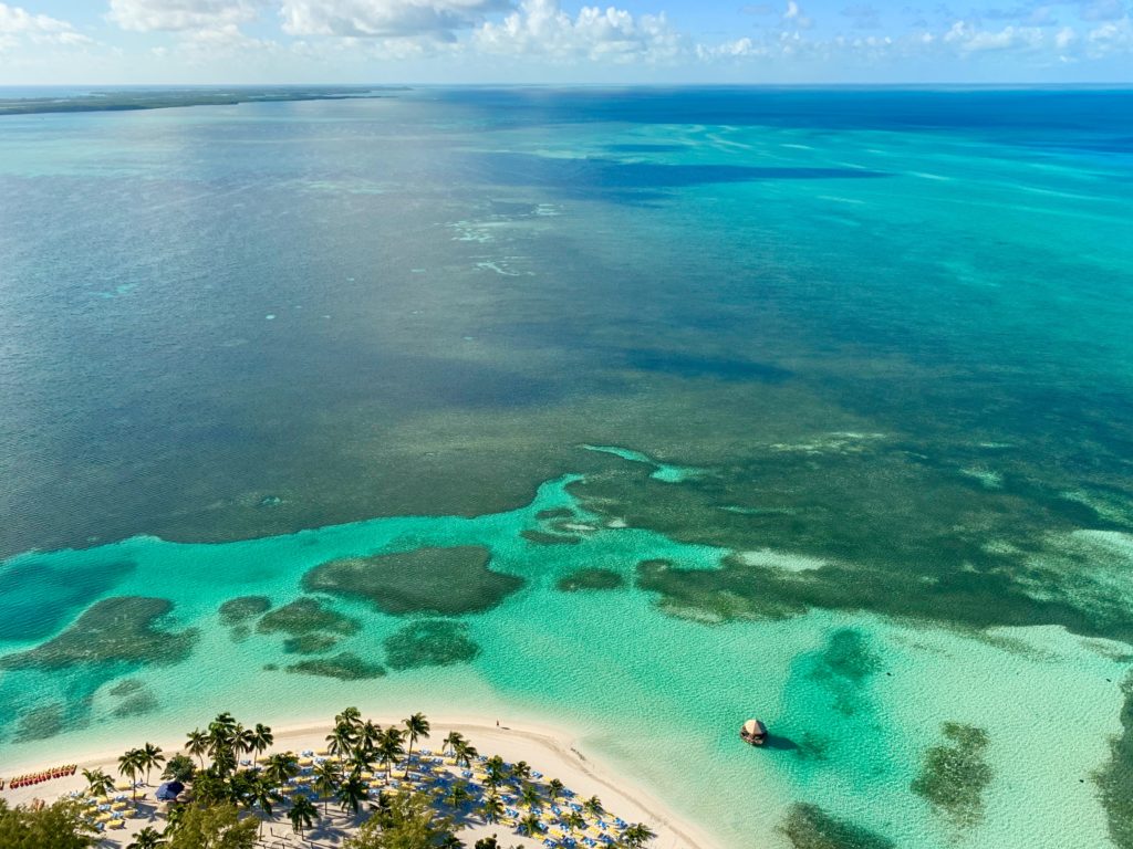 Featured in the blog "Top 10 Destination: The Bahamas" by Sky Bird Travel & Tours, this image shows the Cococay Island.