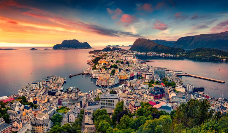 Sky Bird Blog Top 10 Destinations of 2025 Featured Image Norway - resized